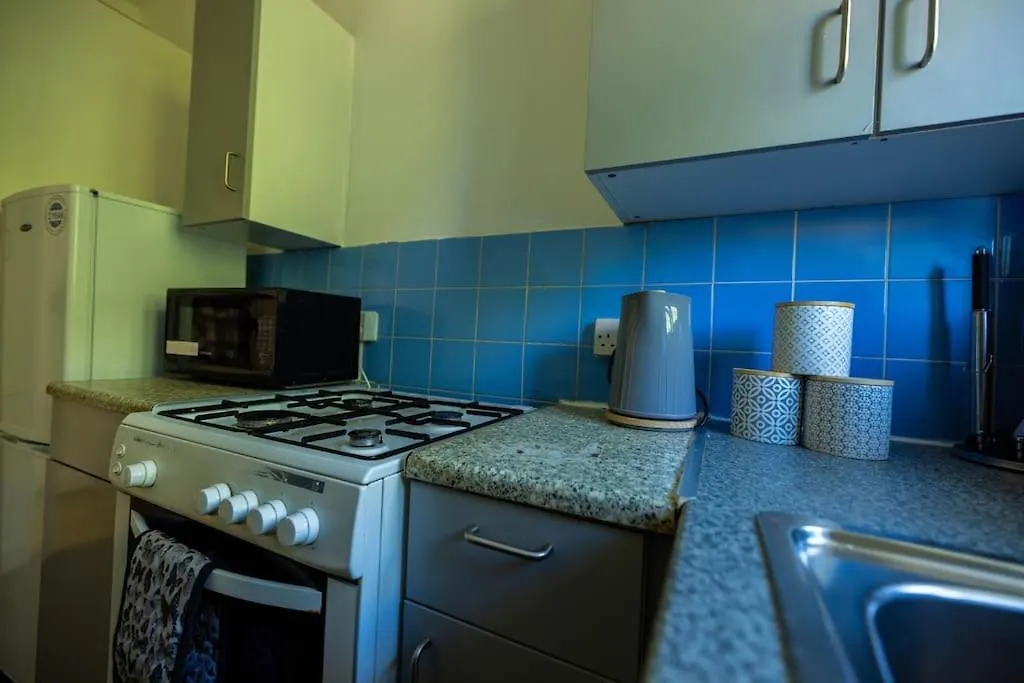 Апартаменты Pristine 3 Beds Hackney E9 Лондон